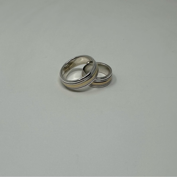 James Avery Retired Gold and Silver Wedding Band Size 5 - Picture 8 of 8